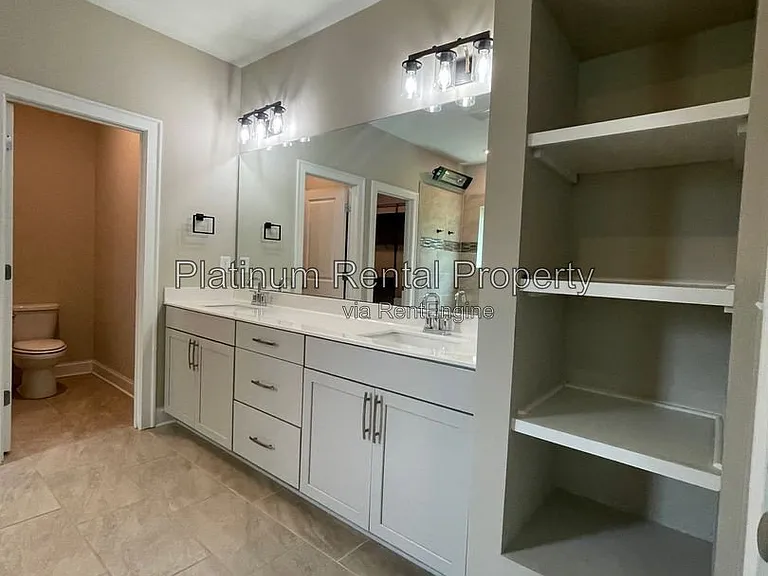 3215 Summerpoint Xing — Photo 42