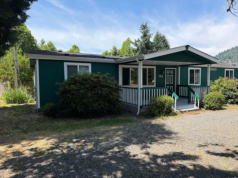 192 Deadmond Ferry Rd — Photo 2