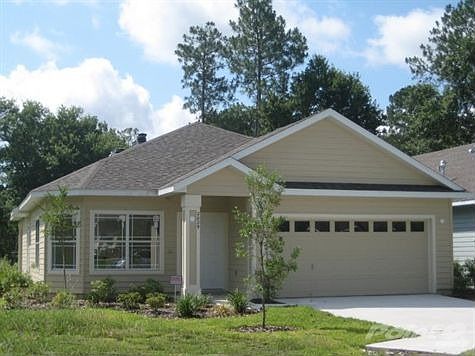 Private cul-du-sac homesite