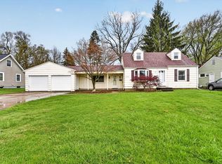 206 Pleasantview Dr, Battle Creek, MI 49017