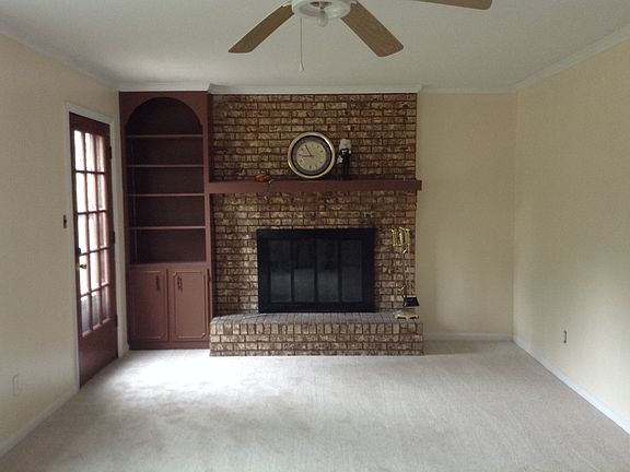 5th image of 264 Greystone Dr