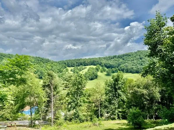 204 Ralph Taylor Rd, Franklin, NC 28734