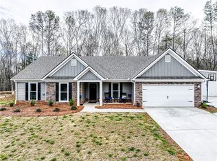 1566 Daniells Bridge Rd, Athens, GA 30606