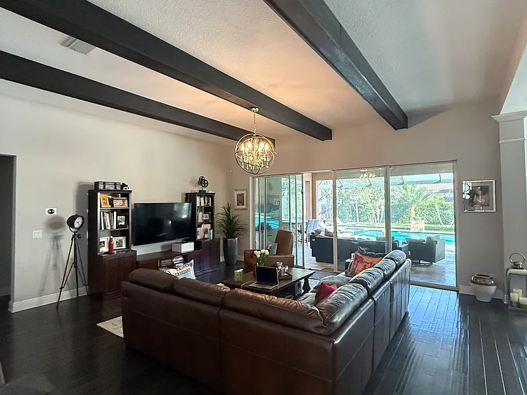 14216 Lambert Bridge Ln — Photo 23