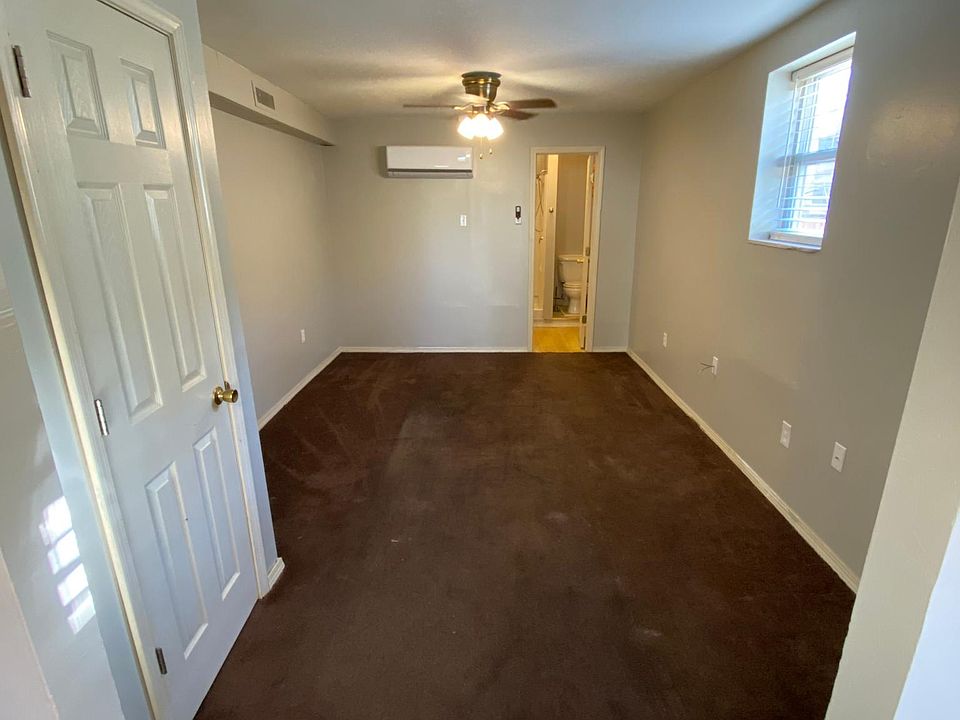 2nd image of 1210 Zschokke St #2