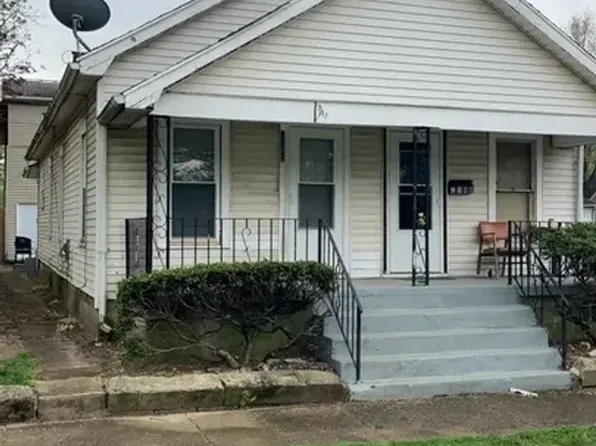 2100-2102 Wayne Ave, Middletown, OH 45044