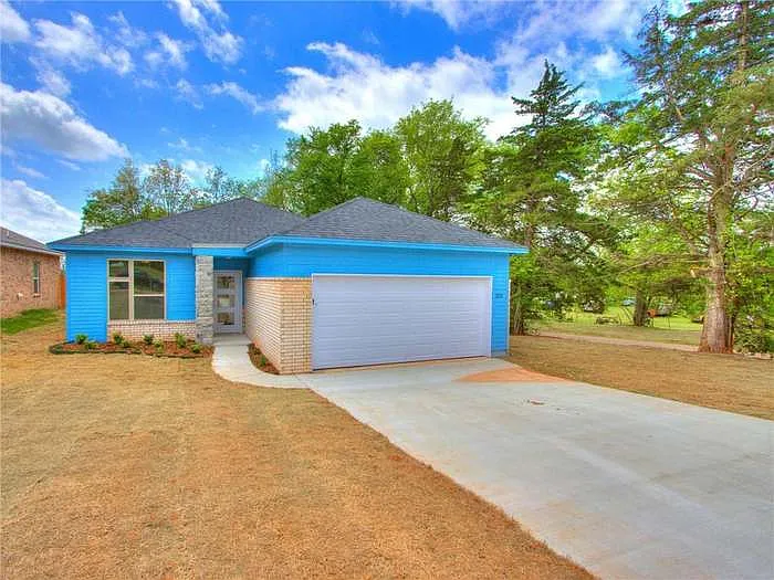3 bed, 1787 sqft, $2,100 — Photo 2