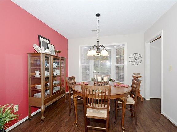 5th image of 4333 D Edith Ln