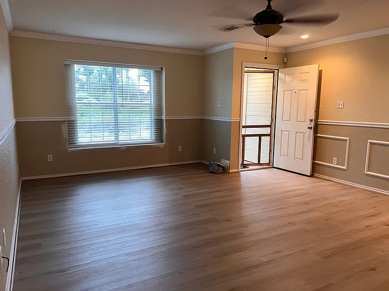 3505 Lakecrest Dr — Photo 6