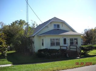 W6397 E Oak St, Dalton, WI 53926