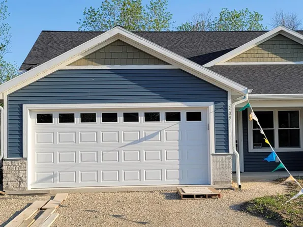 209 EDENVIEW Lane, Eden, WI 53019