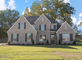 3935 Wilkerson Dr, Southaven, MS 38671