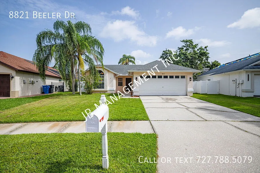 8821 Beeler Dr