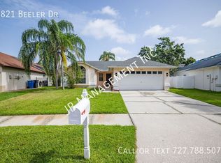 8821 Beeler Dr, Tampa, FL 33626