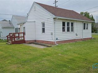 2701 Starr Ave, Oregon, OH 43616