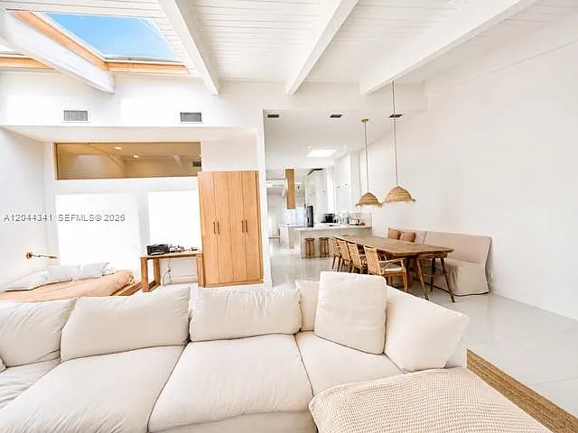 2641 S Parkview Dr — Photo 4