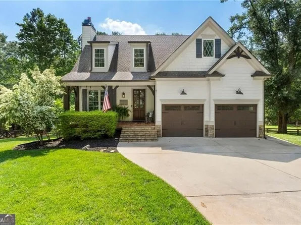 230 McArthur Dr, Canton, GA 30115
