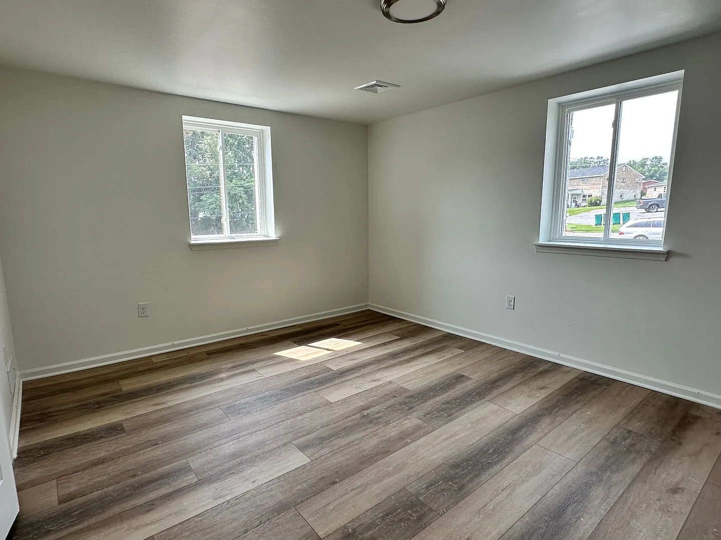 611 Mallard Road — Photo 4