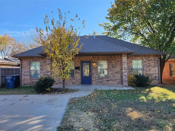 106 W Clegern Ave, Edmond, OK 73003