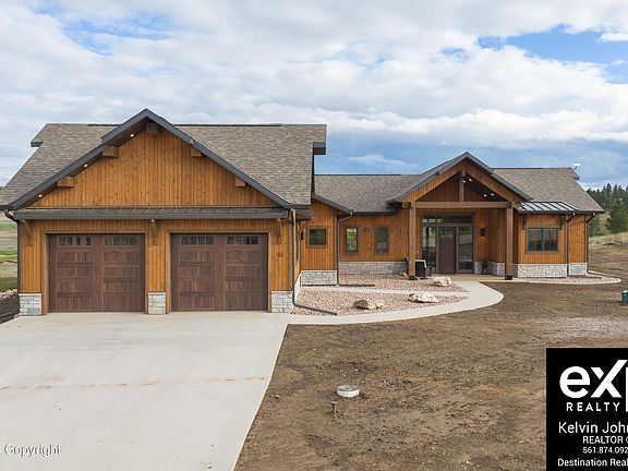 2nd image of 13 Tower View Dr