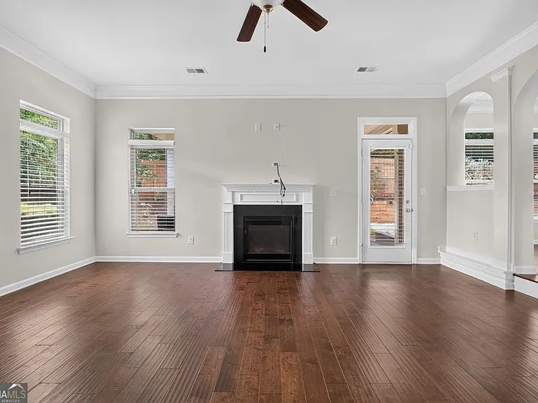 2210 Apple Orchard Way — Photo 21