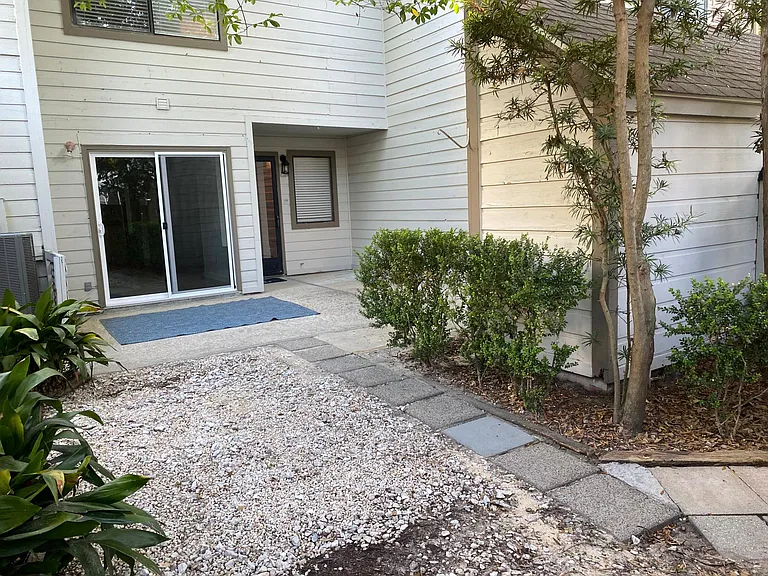 353 Spoonbill Ln — Photo 17