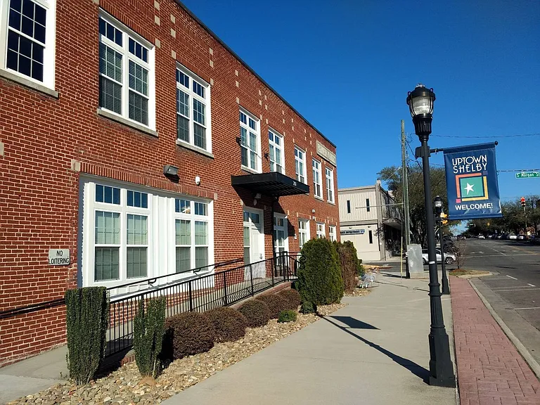 SH073-Farmers Market Condos — Photo 1