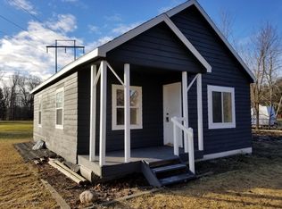 6517 Winegar Rd, Perry, MI 48872