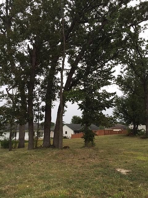 2nd image of 1016 Oak Timber Dr