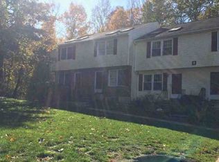 5 Countryside Ln #2, Middletown, CT 06457