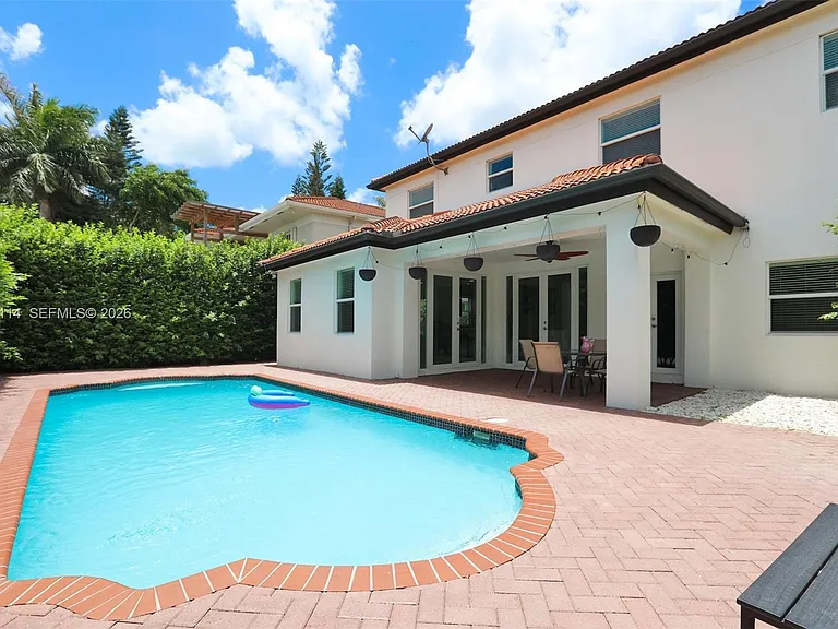 15270 SW 115th Ter — Photo 13