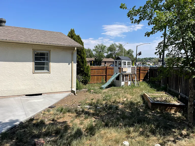 1773 Palmer Park Blvd — Photo 37