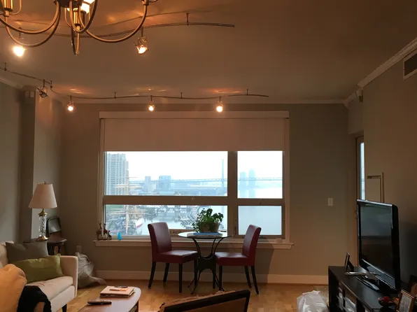 717 S Chris Columbus Blvd #1405, Philadelphia, PA 19147