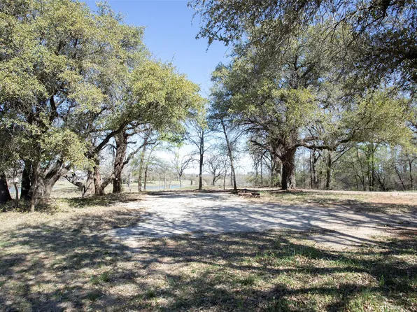 1885B Eastside Lake Rd, Graham, TX 76450