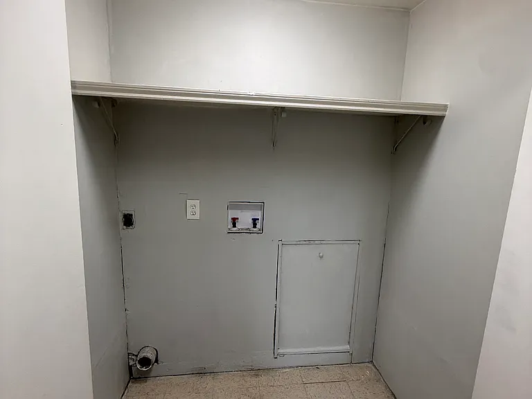 104 Vieux Orleans Cir #B — Photo 5