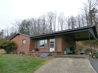 104 Red Bird Rd, Spruce Pine, NC 28777