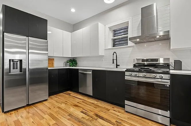6613 S Langley Ave #1 — Photo 5