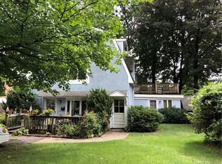 47 Iroquois Rd, Stamford, CT 06902