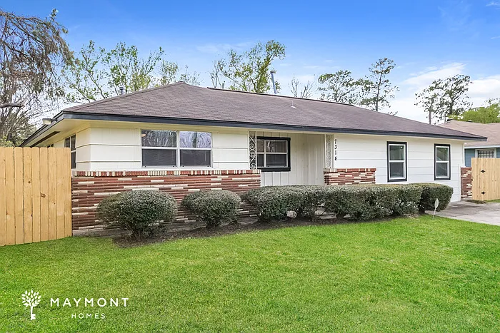 7314 Saunders Rd — Photo 3