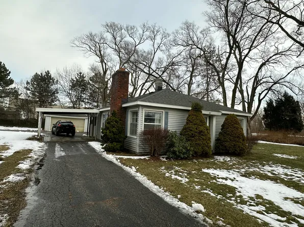 6700 Hanna Lake Ave SE, Caledonia, MI 49316