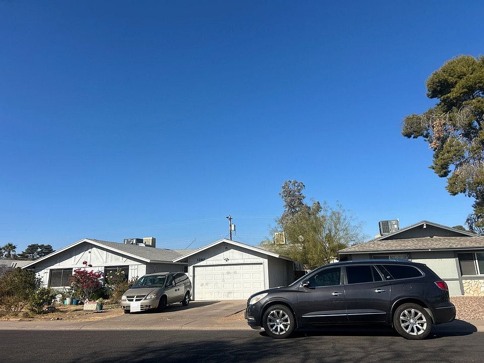 2nd image of 1260 E La Jolla Dr