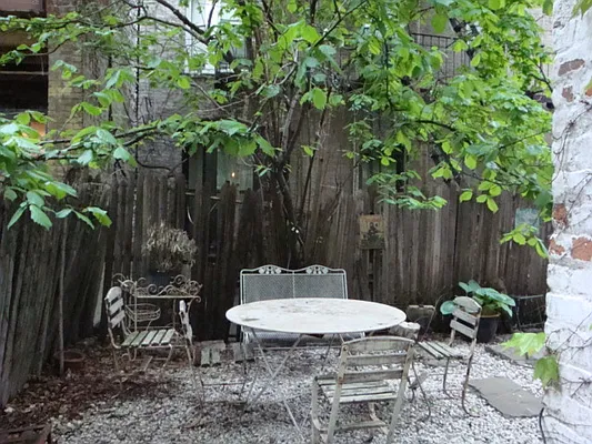 Rented by Winick Realty Group LLC | media 10