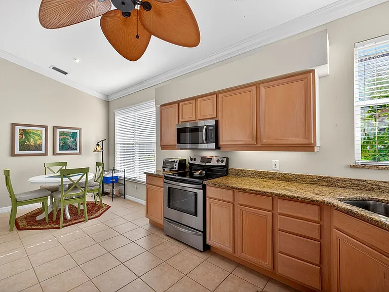 1789 Winding Oaks Way — Photo 15