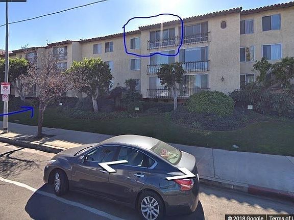 3rd image of 12830 Burbank Blvd Unit 319