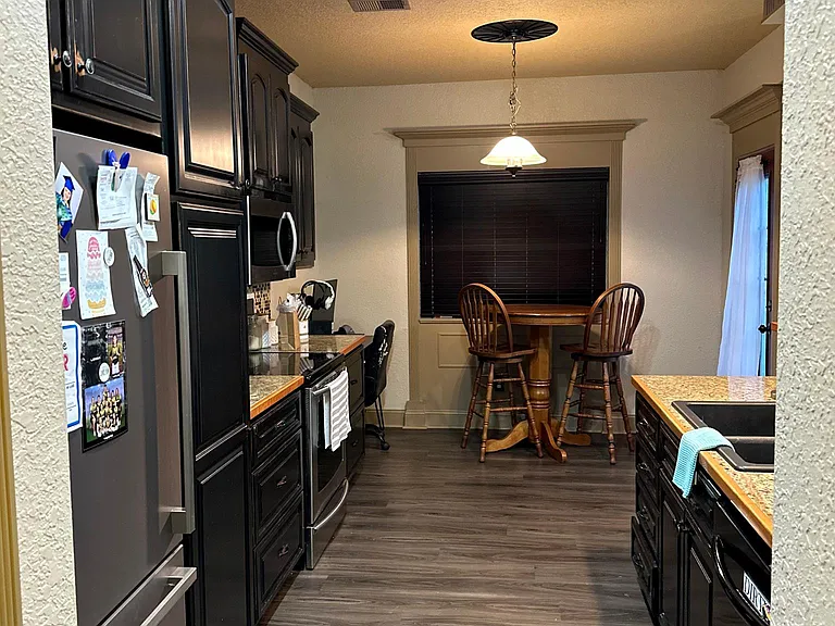 539541 NW Fieldcrest Dr #541 — Photo 7