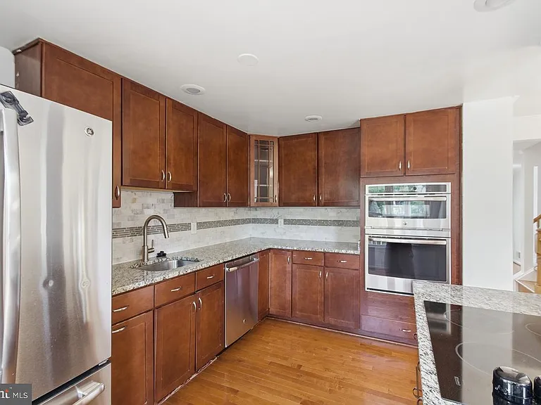 6606 Greenleigh Ln — Photo 14