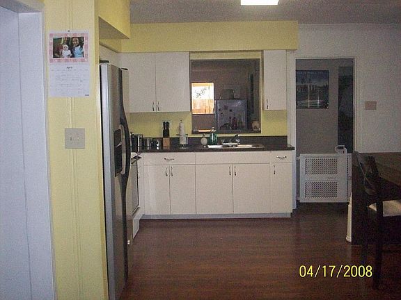 2nd image of 811 W Bougainvillea Ave
