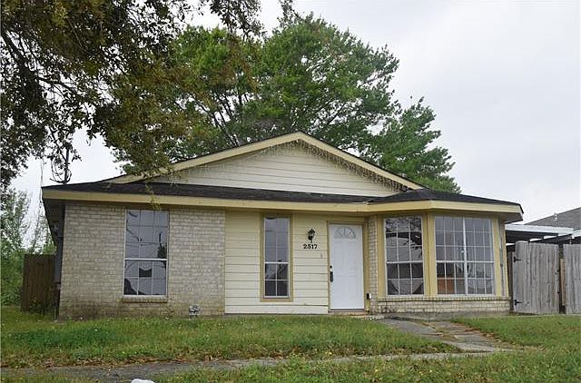 1st image of 2517 Shannon Dr