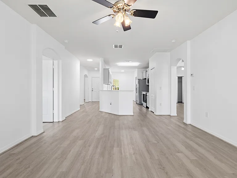 4611 Cabalerro Trl — Photo 11