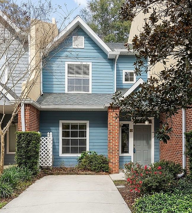 1st image of 570 NW 50th Blvd